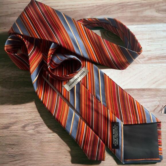 Geoffrey Beene 100% Silk Tie - Picture 1 of 12